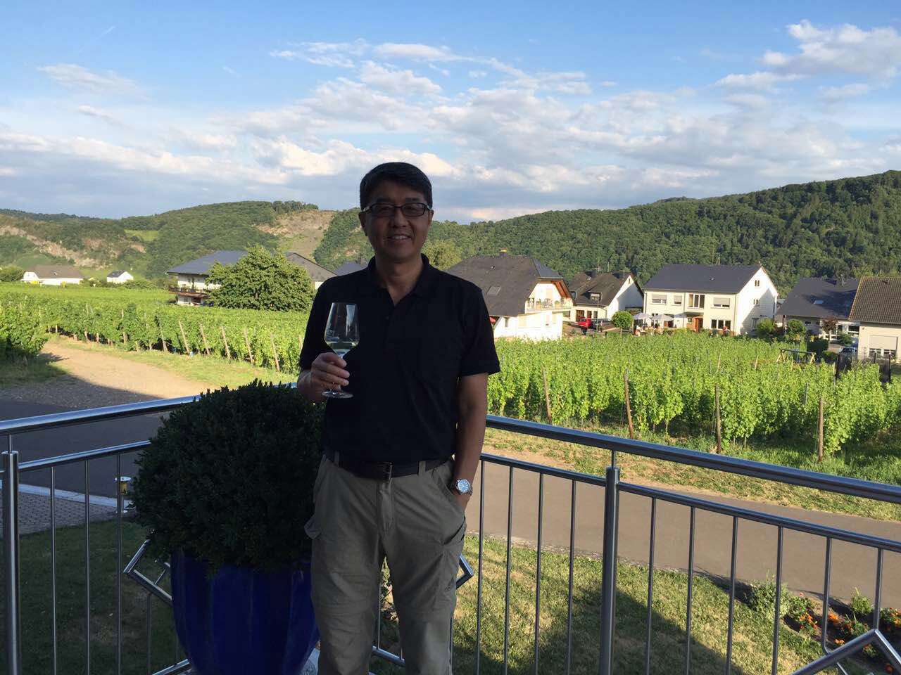 余教授德國鄉村行：雷司令葡萄酒產(chǎn)業(yè)對中國水果產(chǎn)業(yè)有啟示嗎？